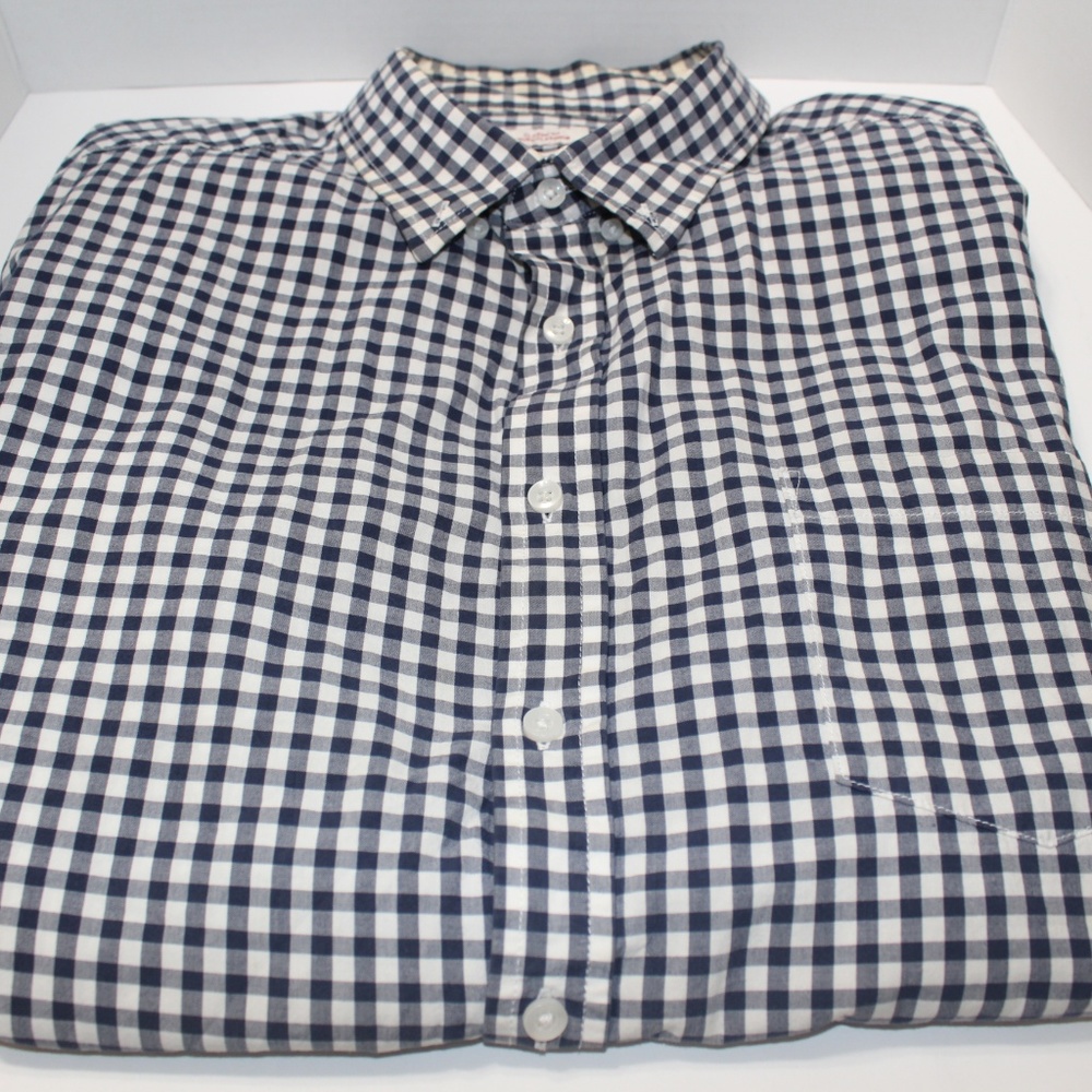 Merona Dressing Shirt - Picture 2 of 5